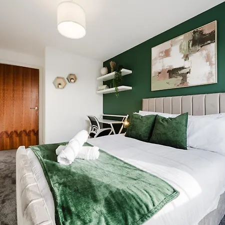 Stylish Centre Retreat Sleeps 8 Lejlighed *