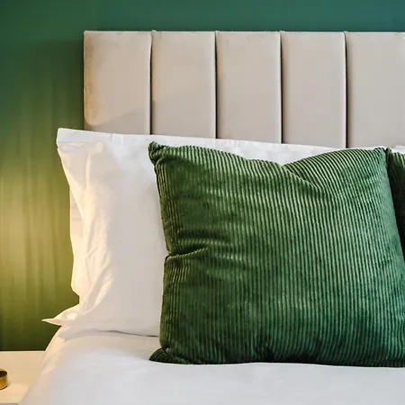 Stylish Centre Retreat Sleeps 8 Lejlighed Leeds (West Yorkshire)
