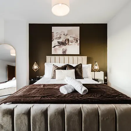 Lejlighed Stylish Centre Retreat Sleeps 8 *